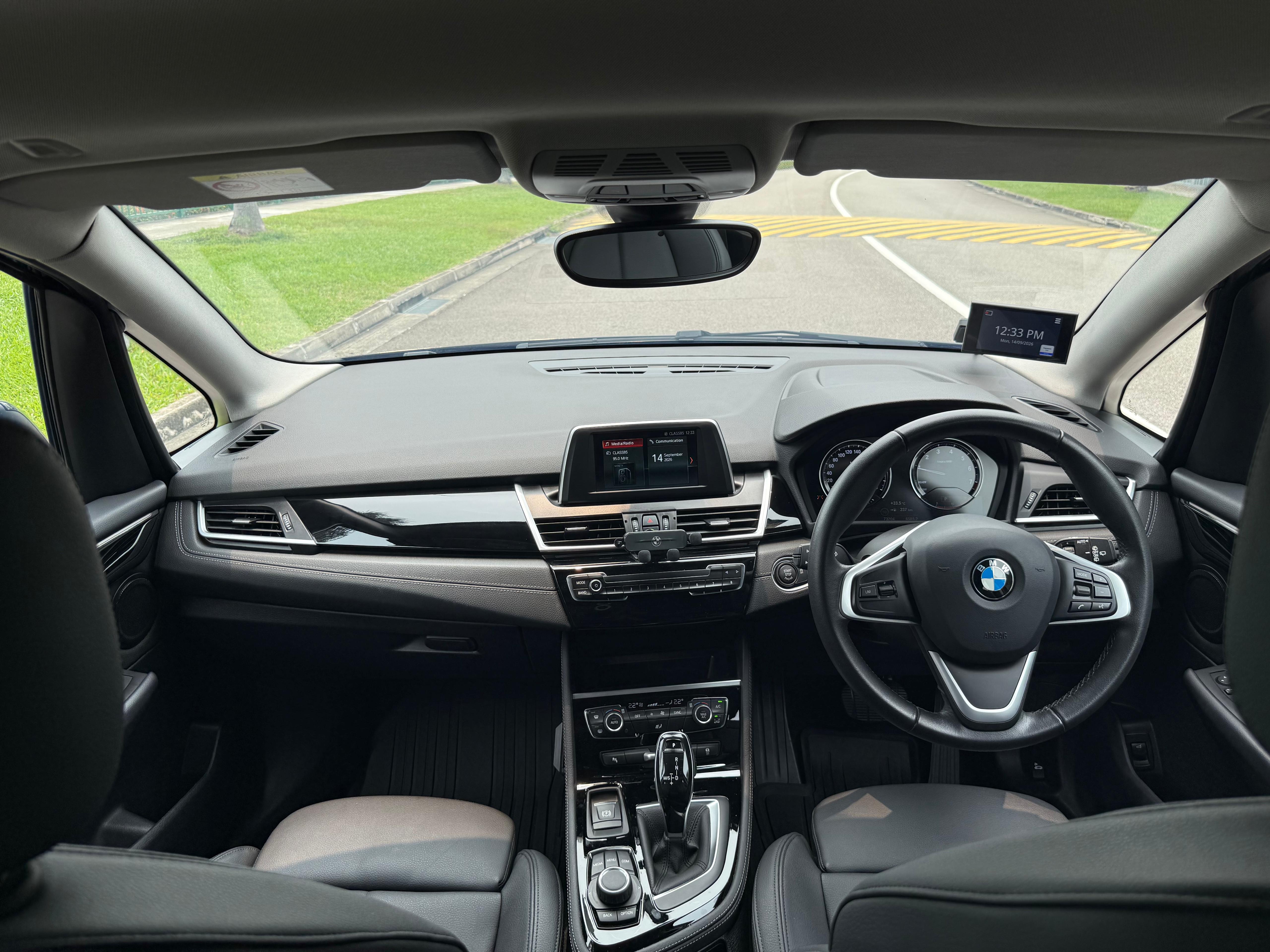 BMW 216i